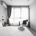 Avenue, Nilie Hospitality Mgmt * Szaloniki