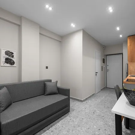 Avenue, Nilie Hospitality Mgmt