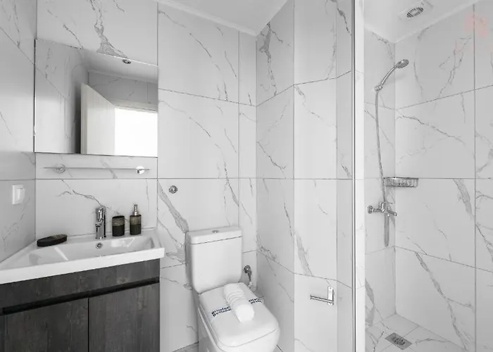 Avenue, Nilie Hospitality Mgmt Apartment *