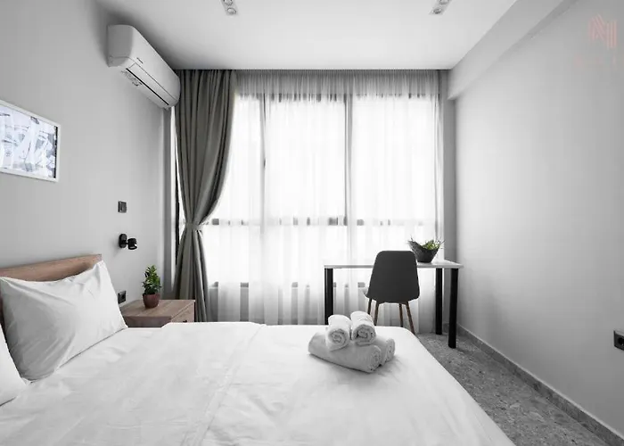 Avenue, Nilie Hospitality Mgmt * סלוניקי