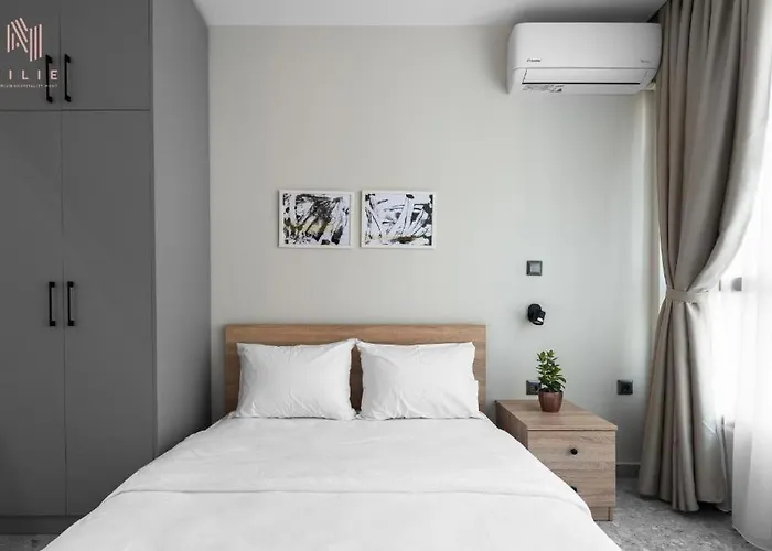 Avenue, Nilie Hospitality Mgmt Apartment *