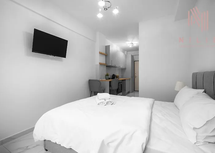 Avenue, Nilie Hospitality Mgmt Apartment